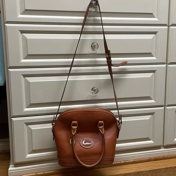 Vintage Dooney & Burke purse and matching wallet - Picture 3 of 14